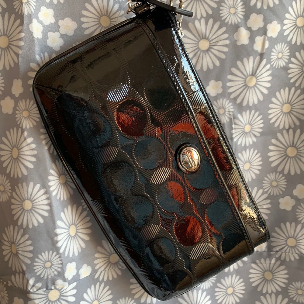 Coach clutch black patent